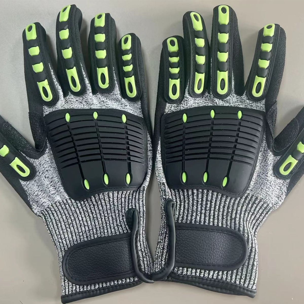 Mechanix Anti-Vibration Heavy  - Work Glove Impact のレビューと価格