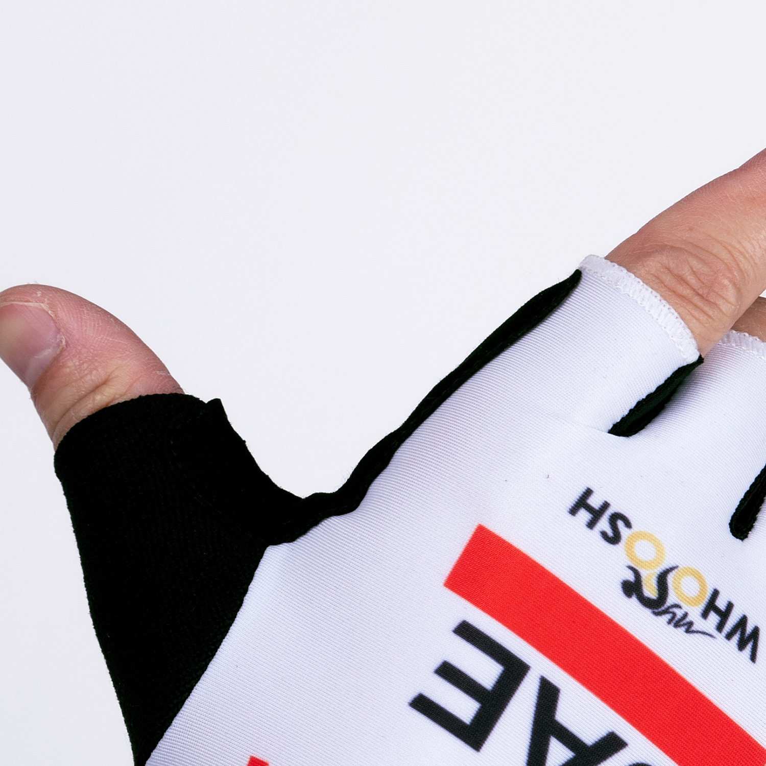 2026 UAE Team Cycling Gloves F - Workout Glove Gym のレビューと価格