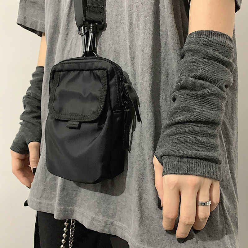 Women Long Sleeve Gothic Strip - Fingerless Glove Knit のレビューと価格